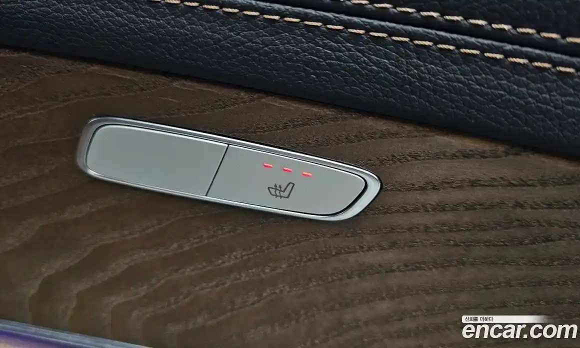 Mercedes-Benz E-Class 2021 2.0 Автомат в Москве № 543348, фото 17