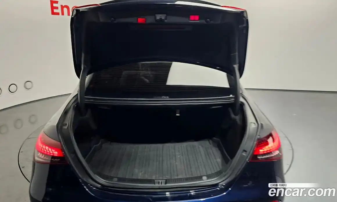 Mercedes-Benz E-Class 2021 2.0 Автомат в Москве № 543348, фото 19