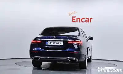 Mercedes-Benz E-Class 2021 2.0 Автомат в Москве № 543348, миниатюра 3