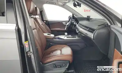 Audi Q7 2019 2.0 Автомат в Москве № 544142, миниатюра 11