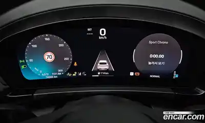 Porsche Macan 2025 0.2 Автомат в Москве № 545481, миниатюра 8