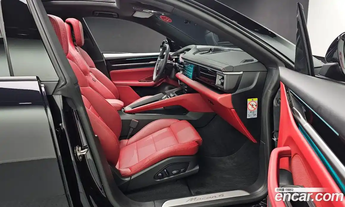 Porsche Macan 2025 0.2 Автомат в Москве № 545481, фото 10