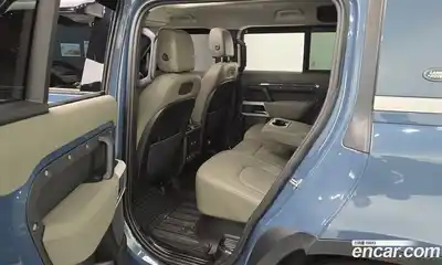 Land Rover Defender 2022 3.0 Автомат в Москве № 546144, миниатюра 11