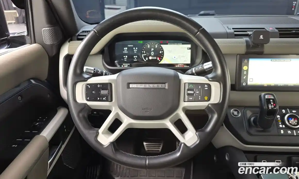 Land Rover Defender 2022 3.0 Автомат в Москве № 546144, фото 13