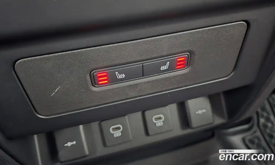 Land Rover Defender 2022 3.0 Автомат в Москве № 546144, фото 19