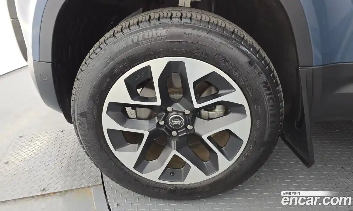 Land Rover Defender 2022 3.0 Автомат в Москве № 546144, фото 5