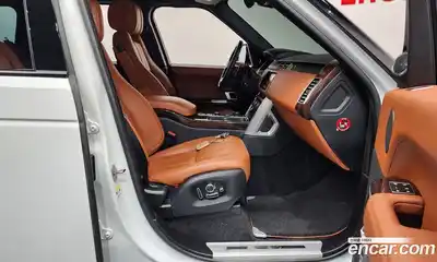Land Rover Range-Rover 2017 4.4 Автомат в Москве № 546238, миниатюра 11