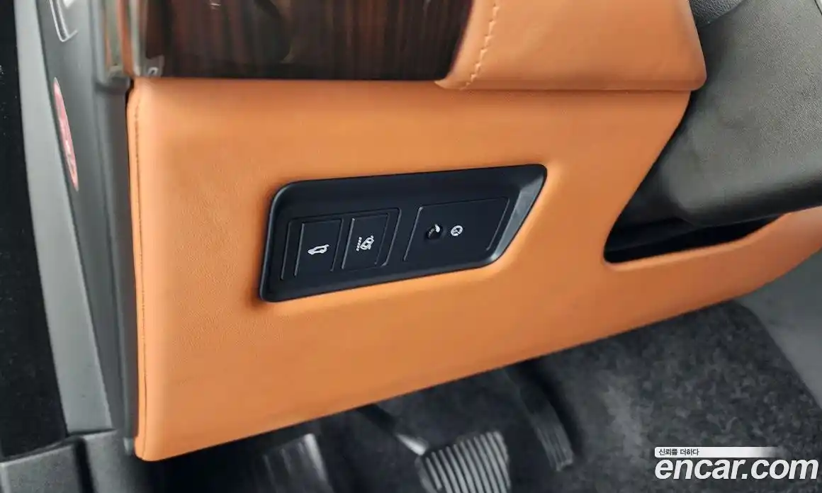 Land Rover Range-Rover 2017 4.4 Автомат в Москве № 546238, фото 14