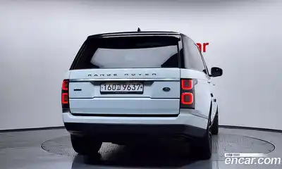 Land Rover Range-Rover 2017 4.4 Автомат в Москве № 546238, миниатюра 4