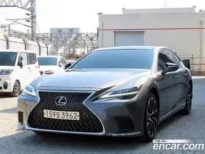 Lexus LS 2022 3.4 Автомат в Москве № 547152, миниатюра 2