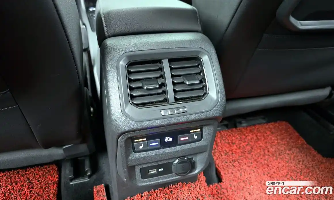 Volkswagen Tiguan 2020 2.0 Автомат в Москве № 547331, фото 18