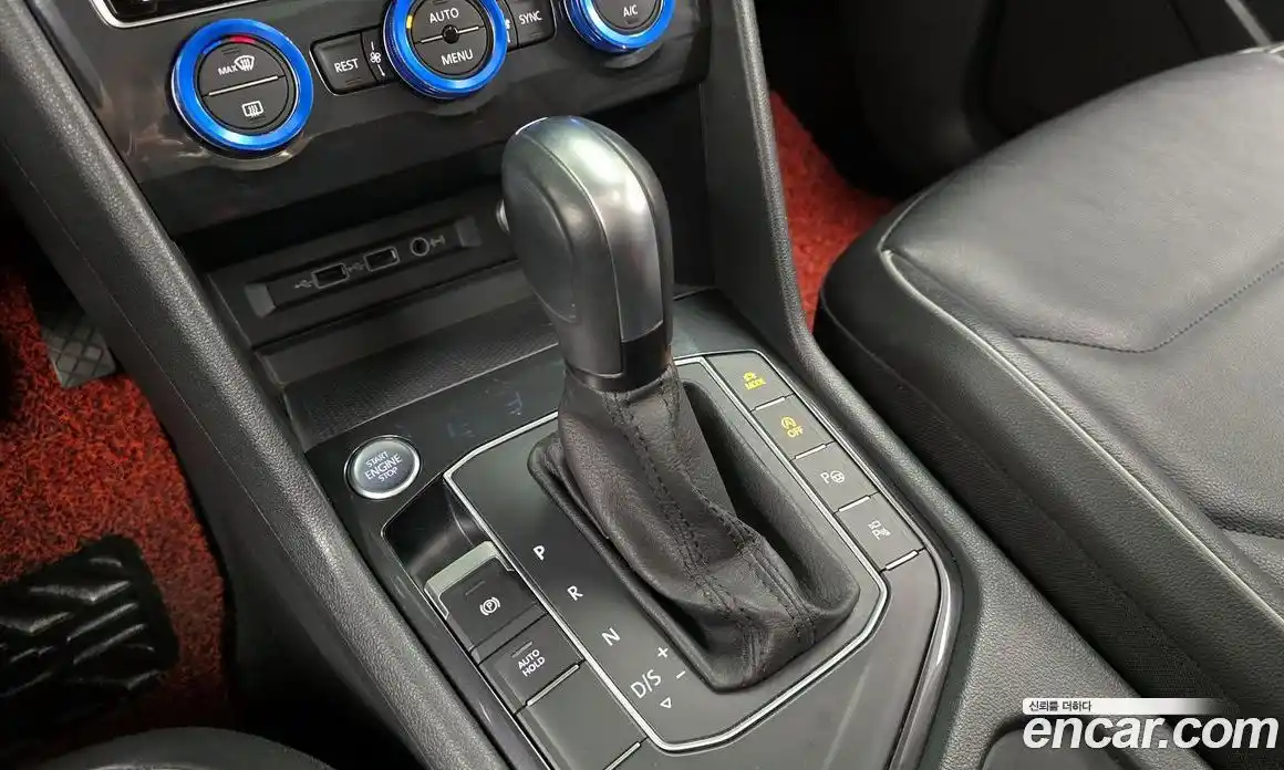 Volkswagen Tiguan 2020 2.0 Автомат в Москве № 547331, фото 9