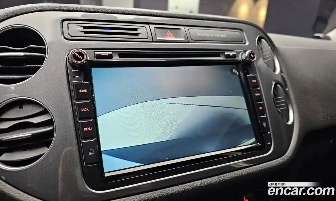 Volkswagen Tiguan 2016 2.0 Автомат в Москве № 547388, фото 15