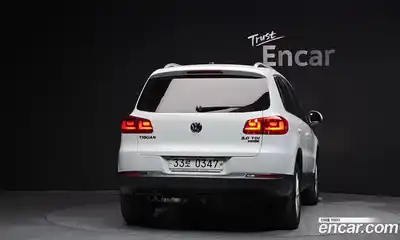 Volkswagen Tiguan 2016 2.0 Автомат в Москве № 547388, миниатюра 4