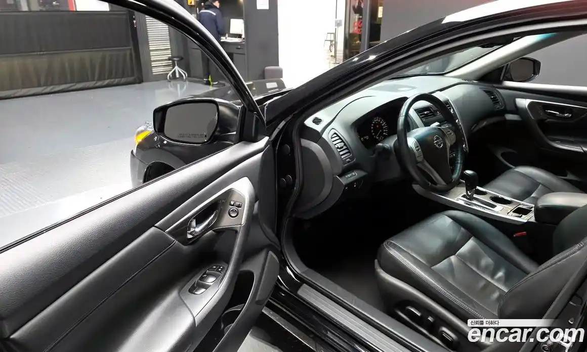 Nissan Altima 2015 2.5 Автомат в Москве № 548082, фото 11
