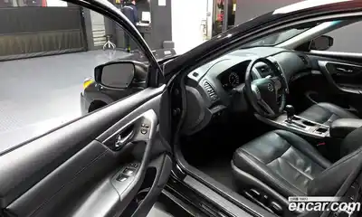 Nissan Altima 2015 2.5 Автомат в Москве № 548082, миниатюра 11