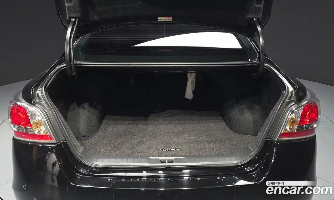 Nissan Altima 2015 2.5 Автомат в Москве № 548082, фото 19