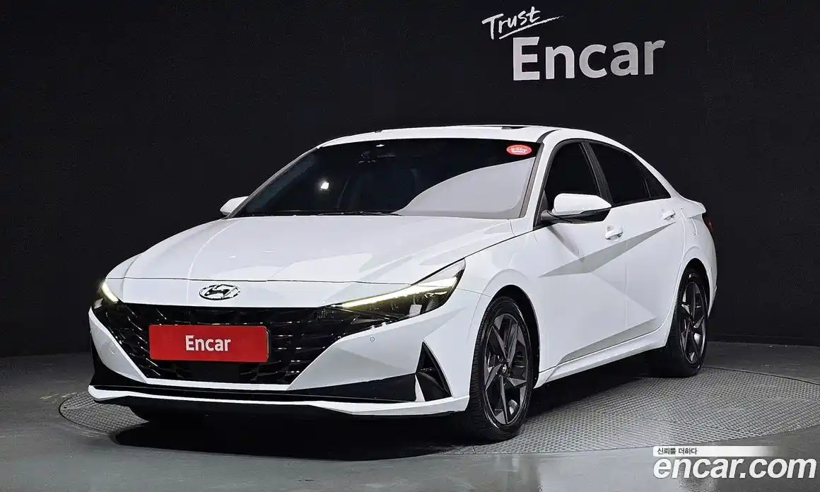 Hyundai Avante 2023 1.6 Автомат в Москве № 5555, фото 20