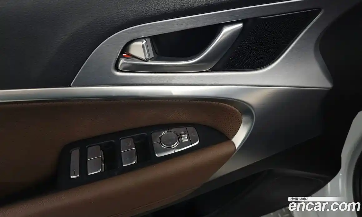 Genesis G70 2018 2.0 Автомат в Москве № 57073, фото 18