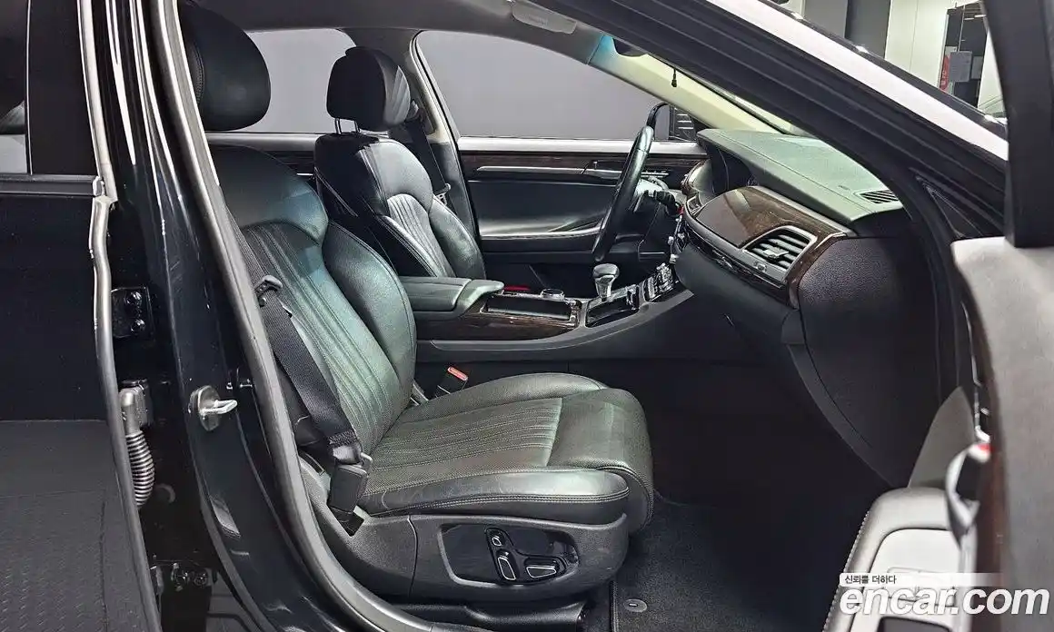 Genesis EQ900 2016 3.3 Автомат в Москве № 57663, фото 15