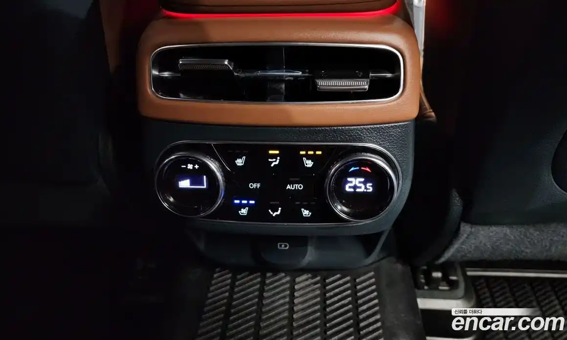 Genesis GV70 2024 2.5 Автомат в Москве № 58167, фото 18