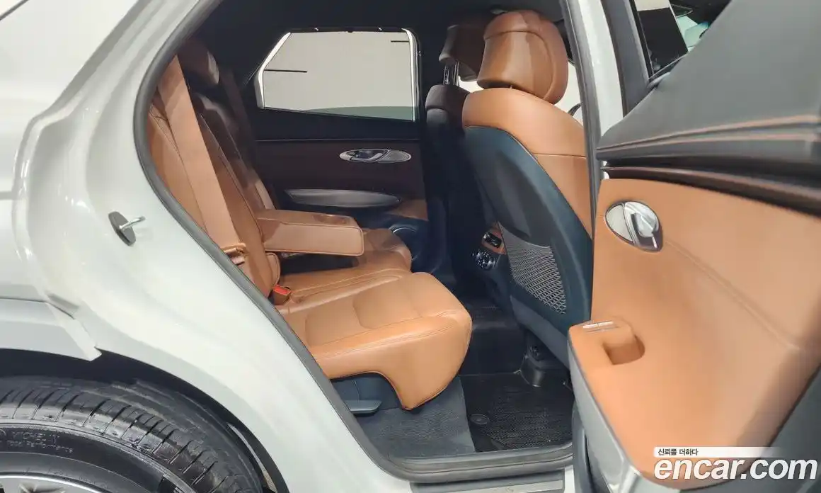 Genesis GV70 2024 2.5 Автомат в Москве № 58167, фото 6