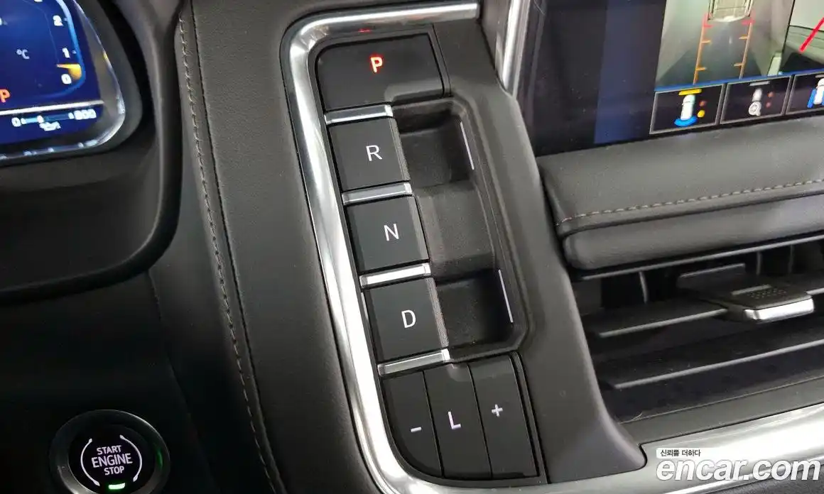 Chevrolet Tahoe 2023 6.2 Автомат в Москве № 99837, фото 16