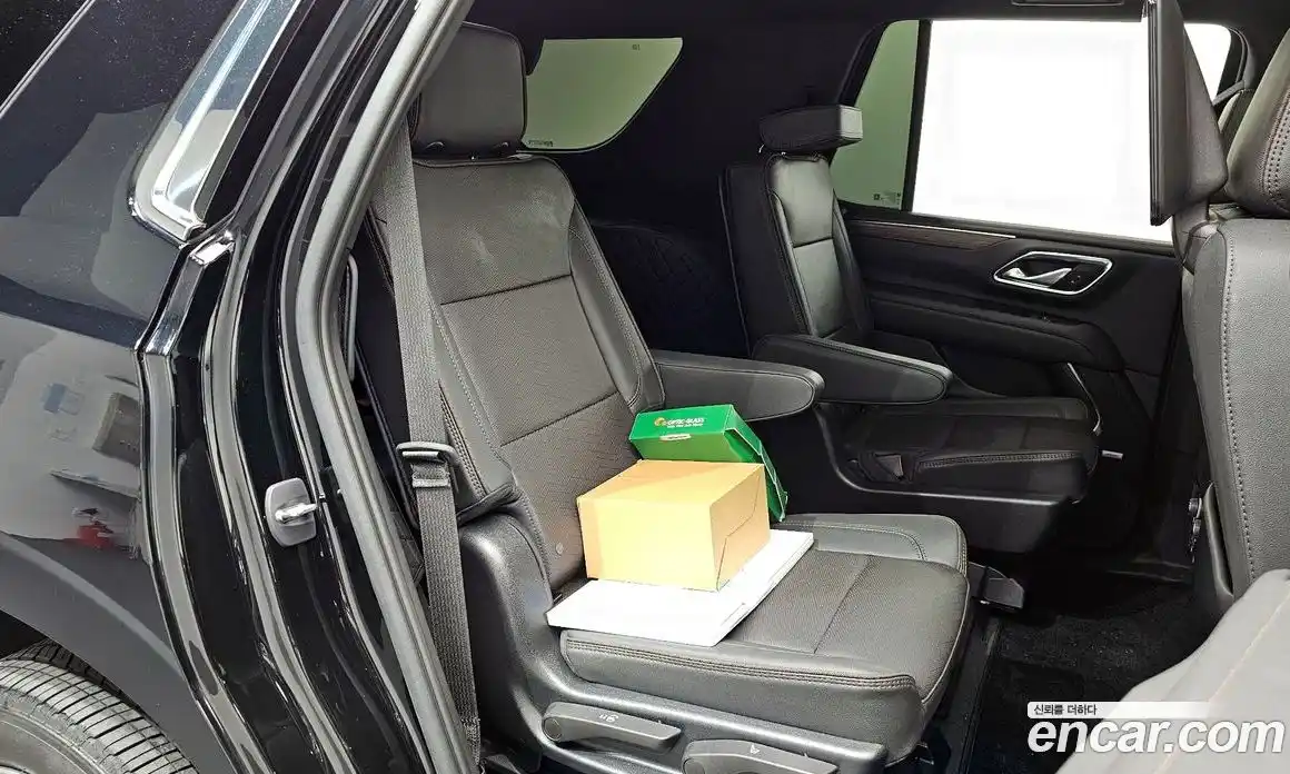 Chevrolet Tahoe 2023 6.2 Автомат в Москве № 99837, фото 3