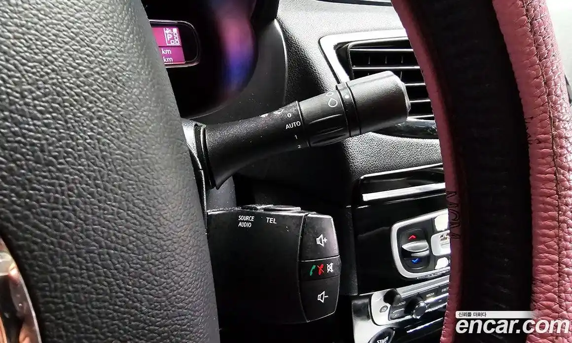 Renault SM3 2016 1.6 Автомат в Москве № 107012, фото 17