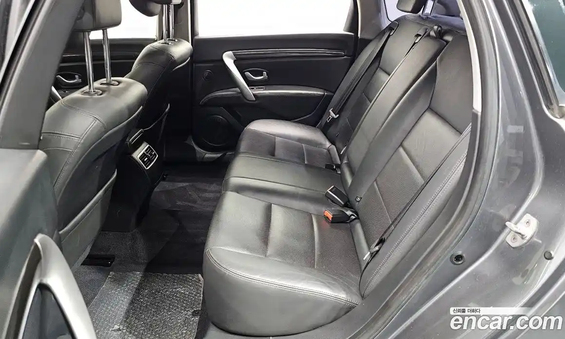 Renault SM7 2017 2.0 Автомат в Москве № 107460, фото 12