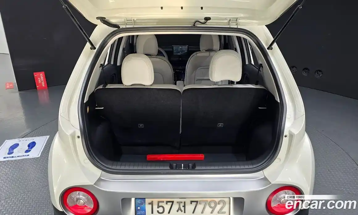 Hyundai Casper 2023 1.0 Автомат в Москве № 107749, фото 17