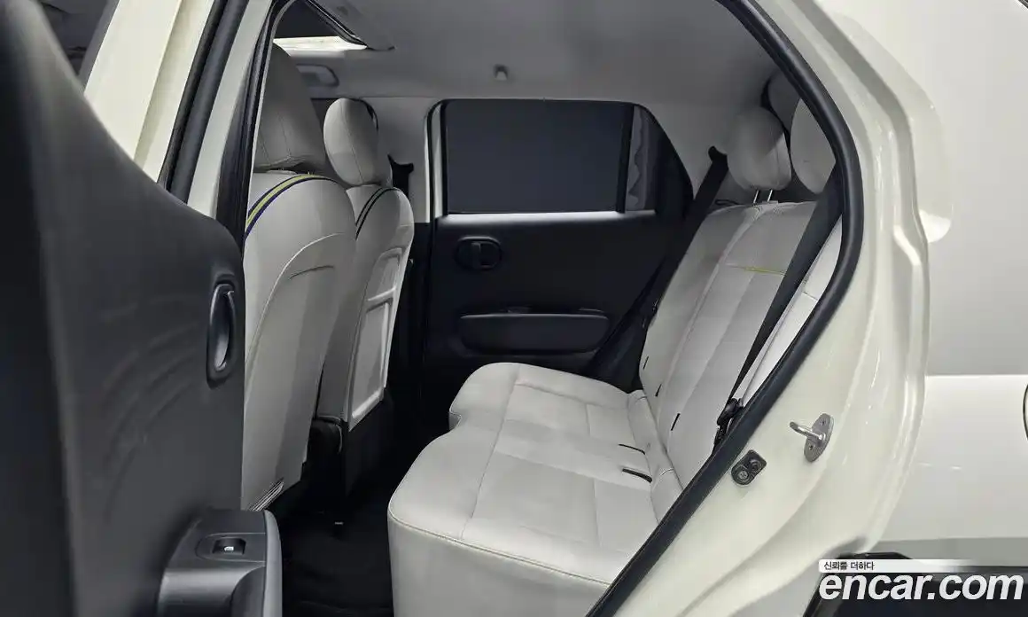 Hyundai Casper 2023 1.0 Автомат в Москве № 107749, фото 4