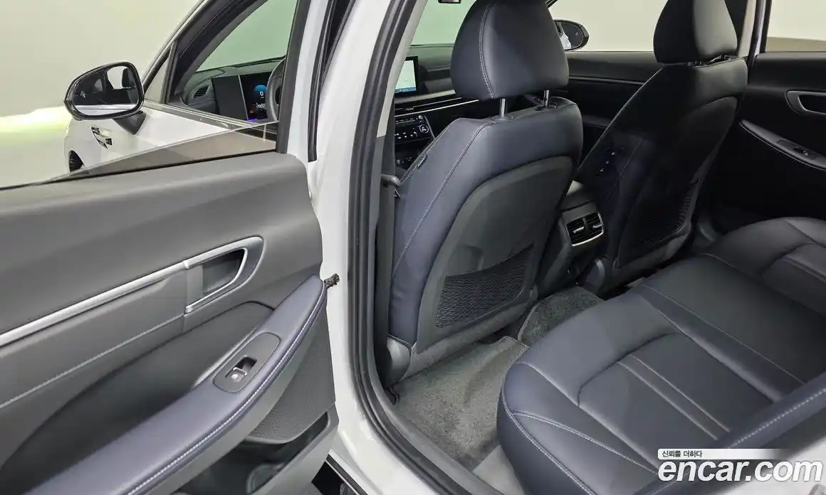 Hyundai Sonata 2024 1.6 Автомат в Москве № 107805, фото 14