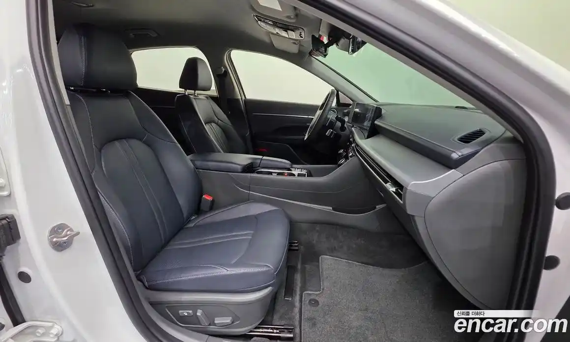 Hyundai Sonata 2024 1.6 Автомат в Москве № 107805, фото 15