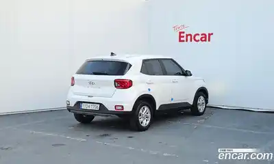 Hyundai Venue 2023 1.6 Автомат в Москве № 108837, миниатюра 2