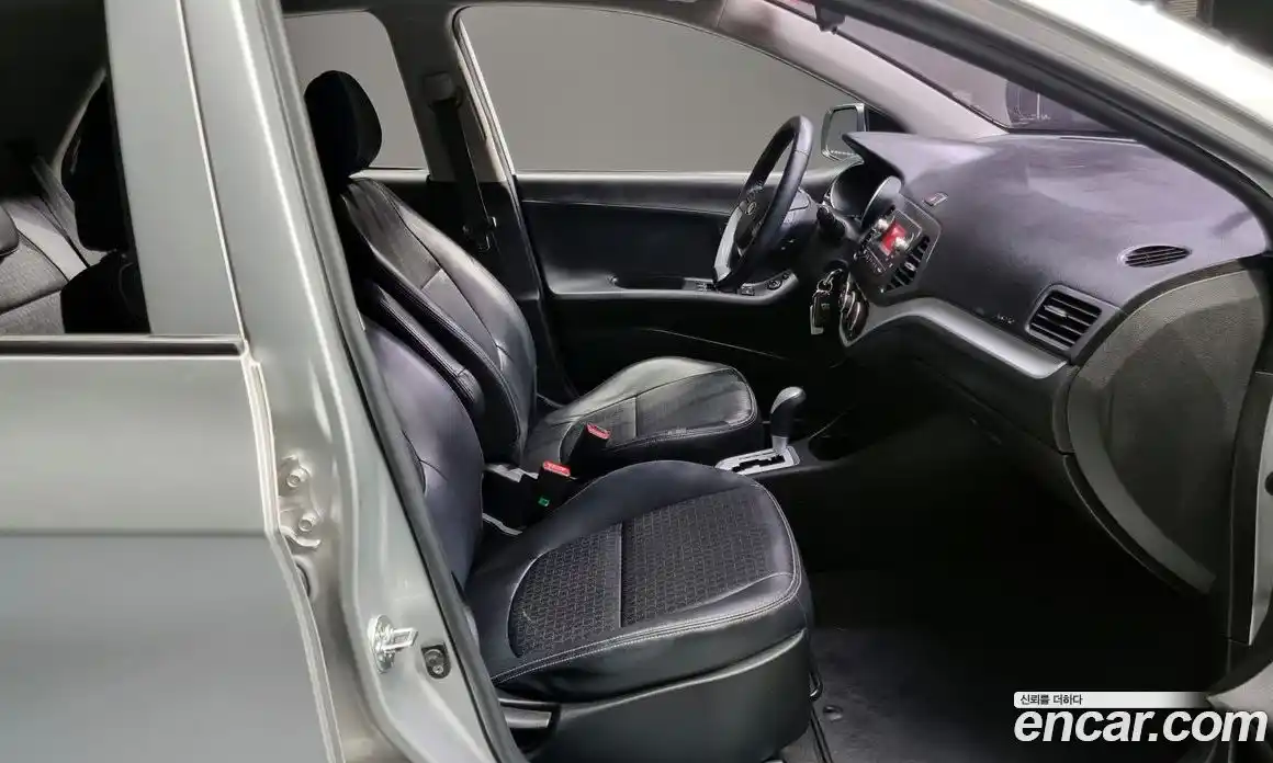 Kia Morning 2016 1.0 Автомат в Москве № 11390, фото 3