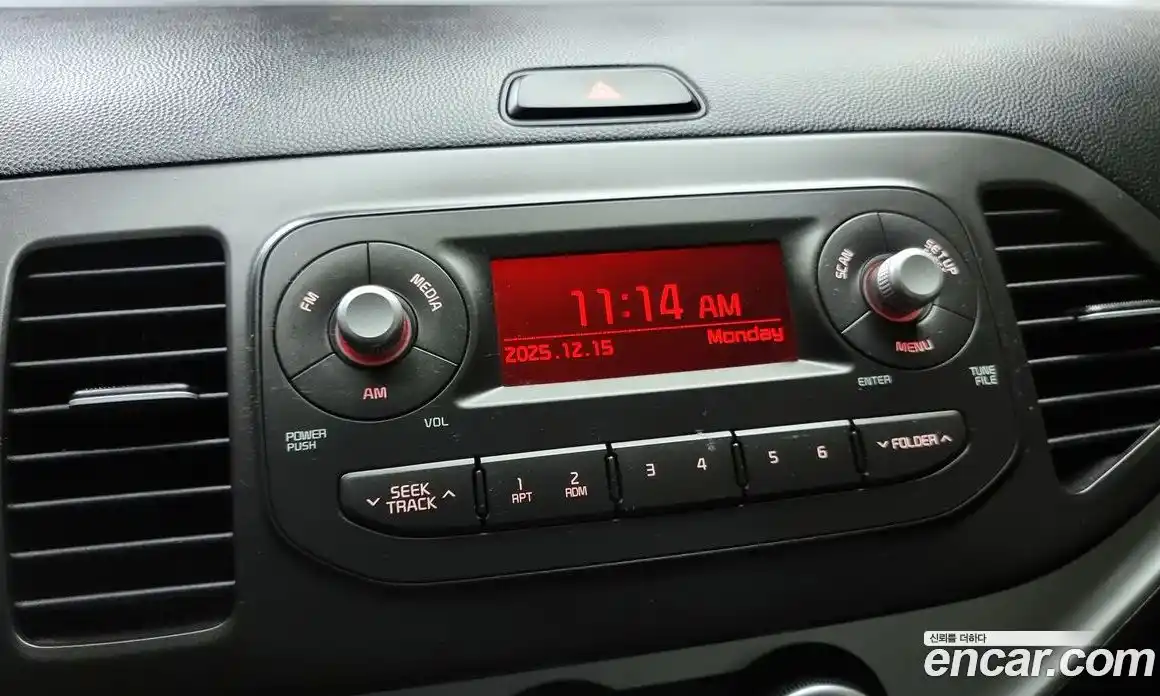 Kia Morning 2016 1.0 Автомат в Москве № 11390, фото 4