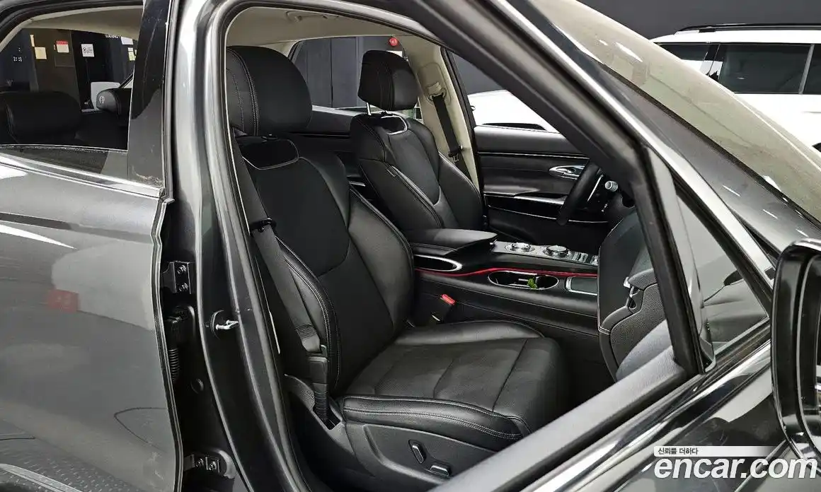 Genesis GV70 2021 2.5 Автомат в Москве № 117301, фото 12