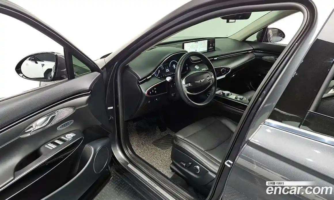 Genesis GV70 2021 2.5 Автомат в Москве № 117301, фото 14