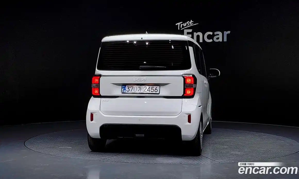 Kia Ray 2024 1.0 Автомат в Москве № 121195, фото 12