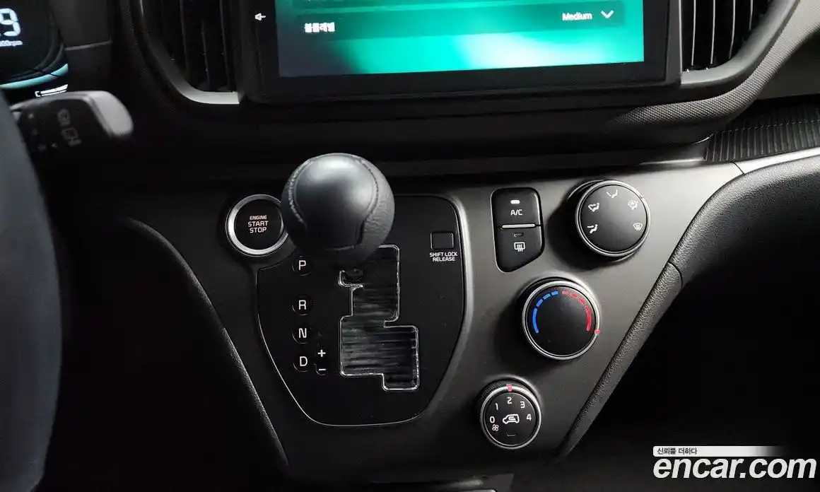 Kia Ray 2024 1.0 Автомат в Москве № 121195, фото 20