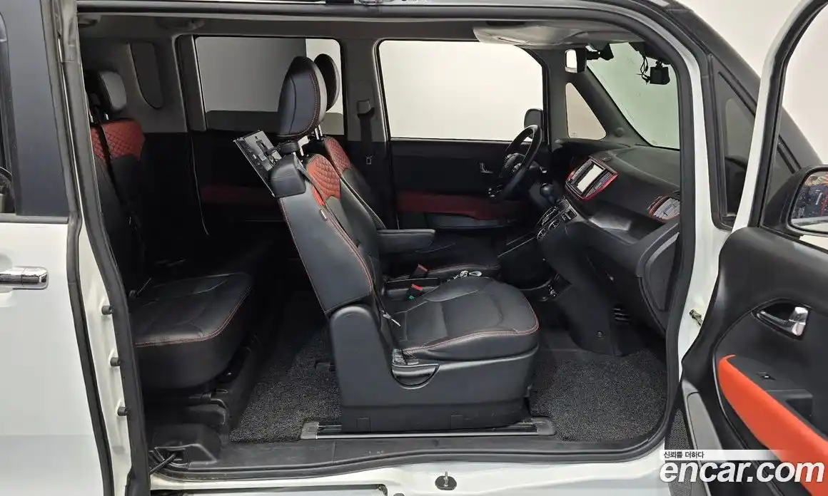 Kia Ray 2022 1.0 Автомат в Москве № 124257, фото 17