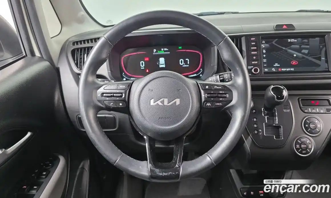 Kia Ray 2023 1.0 Автомат в Москве № 128300, фото 13
