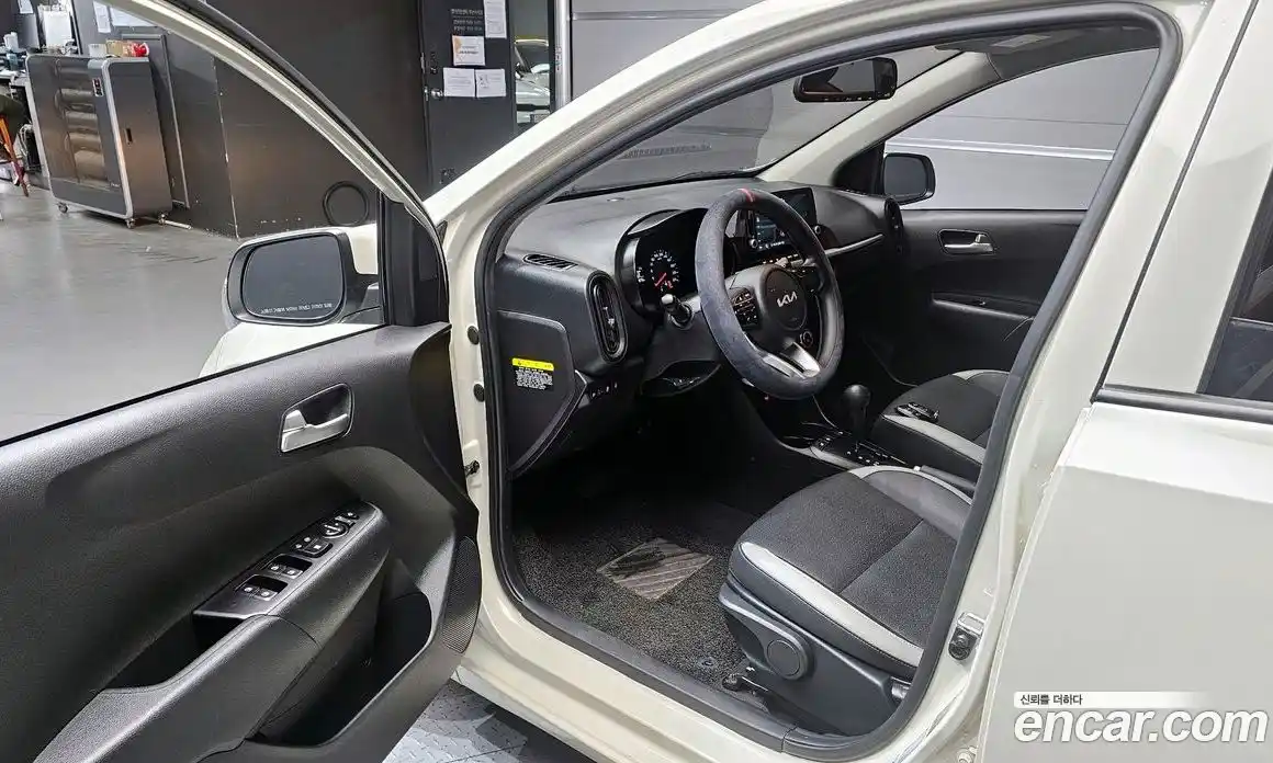 Kia Morning 2022 1.0 Автомат в Москве № 131441, фото 11