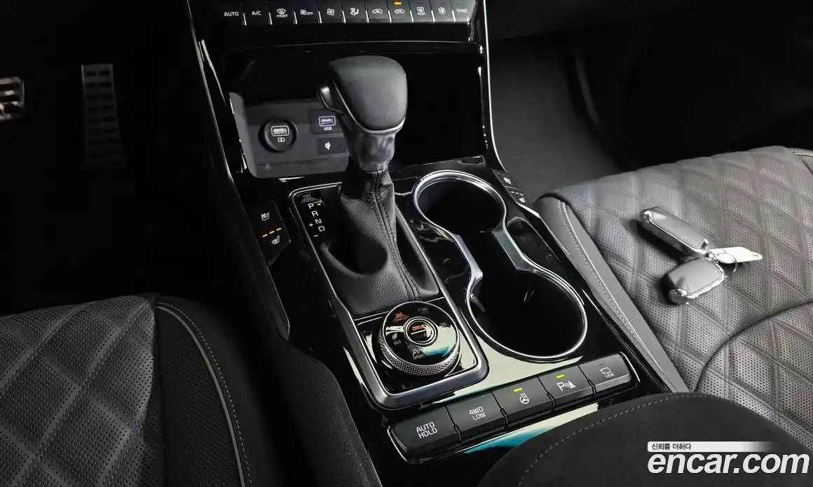 Kia Mohave 2024 3.0 Автомат в Москве № 133363, фото 10