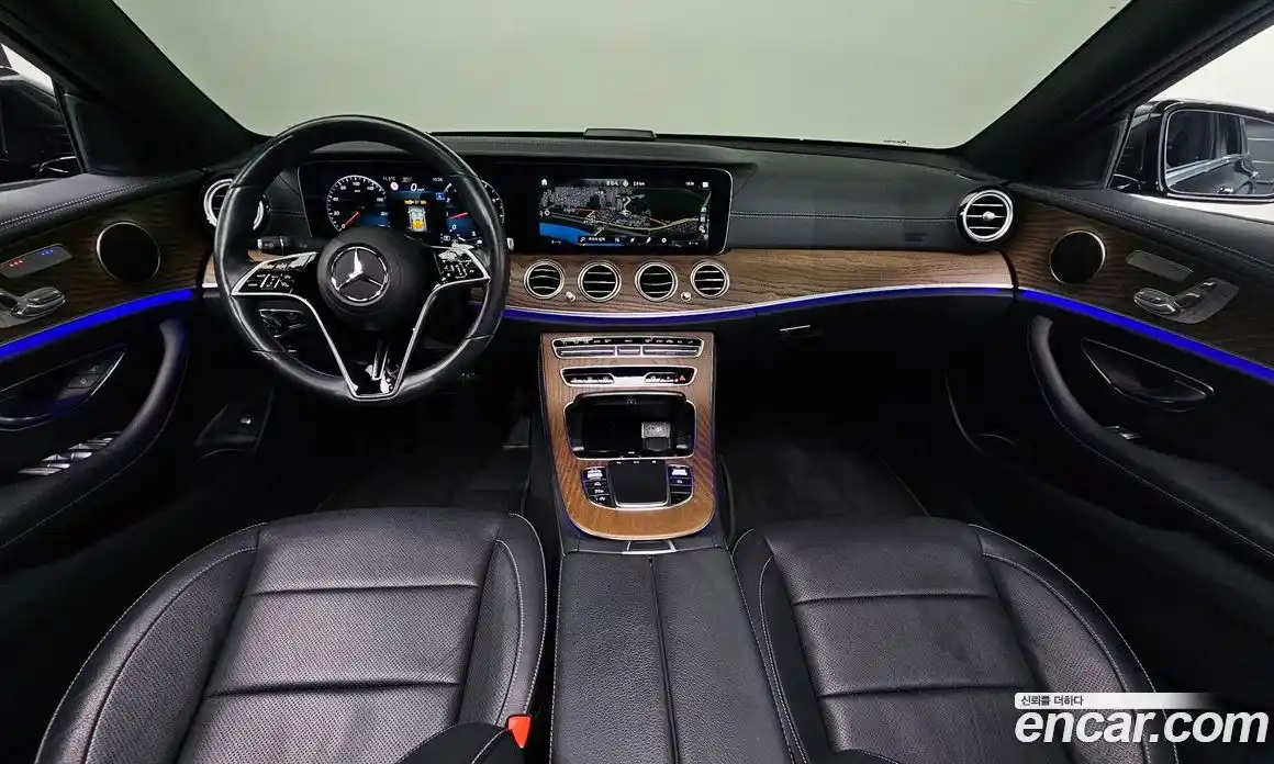 Mercedes-Benz E-Class 2022 2.0 Автомат в Москве № 142115, фото 19