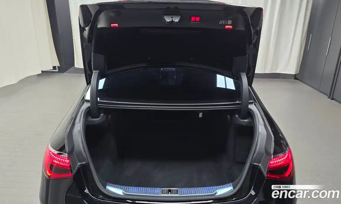 Mercedes-Benz S-Class 2023 4.0 Автомат в Москве № 143215, фото 15