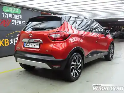 Renault QM3 2015 1.5 Автомат в Москве № 146870, миниатюра 2