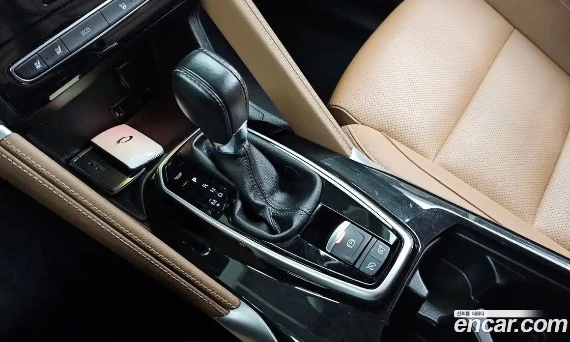 Renault QM6 2022 2.0 Автомат в Москве № 147996, фото 15