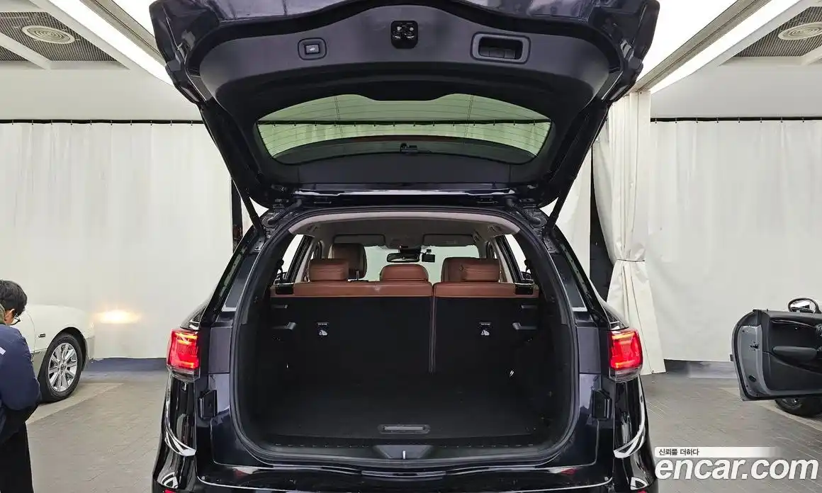 Renault QM6 2022 2.0 Автомат в Москве № 147996, фото 16